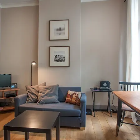 Be And Be Sablon 5 Apartment